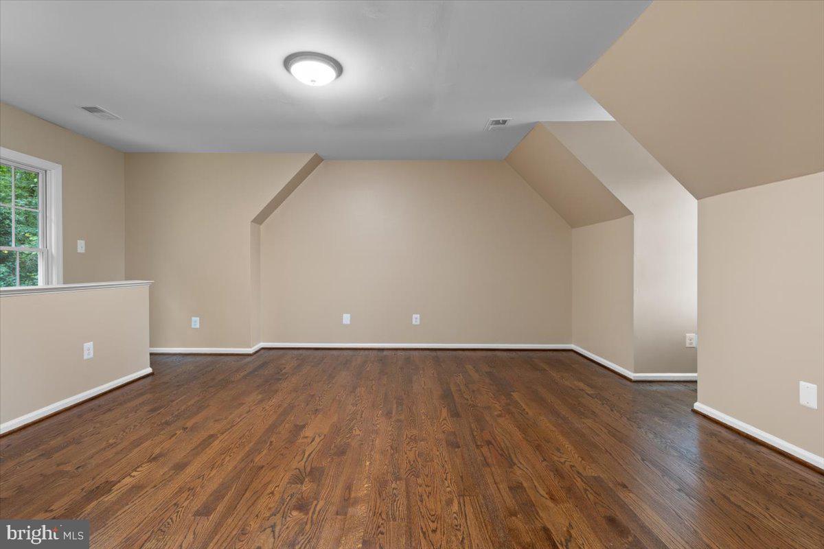 CROSSPOINTE - Residential