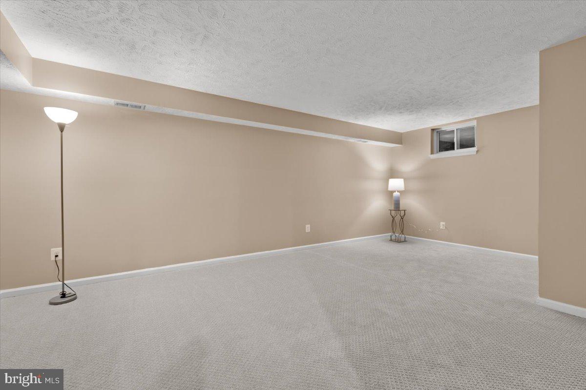 CROSSPOINTE - Residential