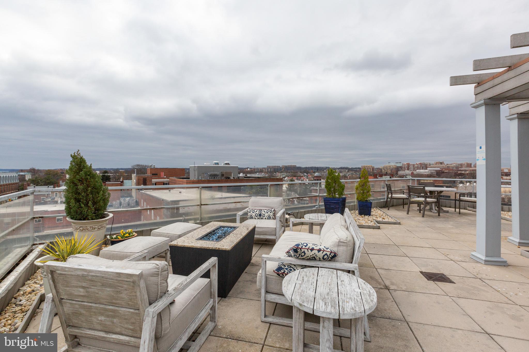 OLD TOWN ALEXANDRIA - Residential Lease