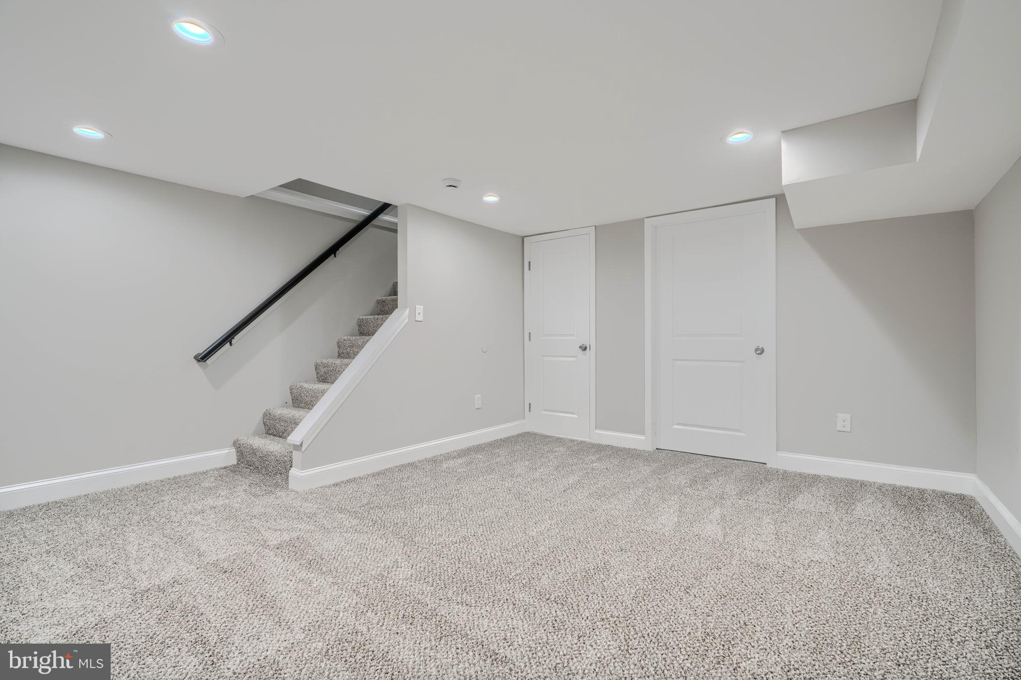 MIDDLESEX - Residential