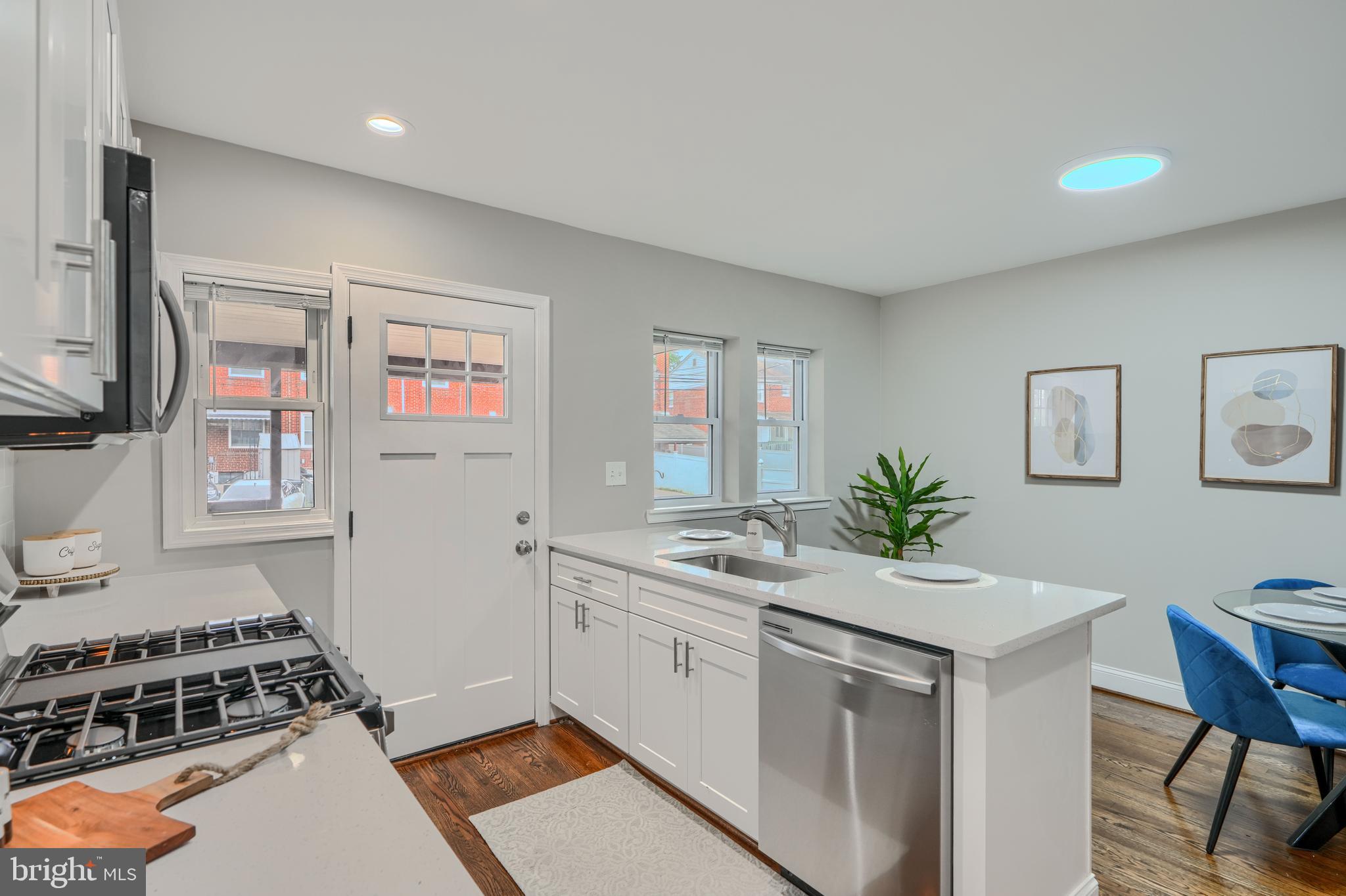 MIDDLESEX - Residential