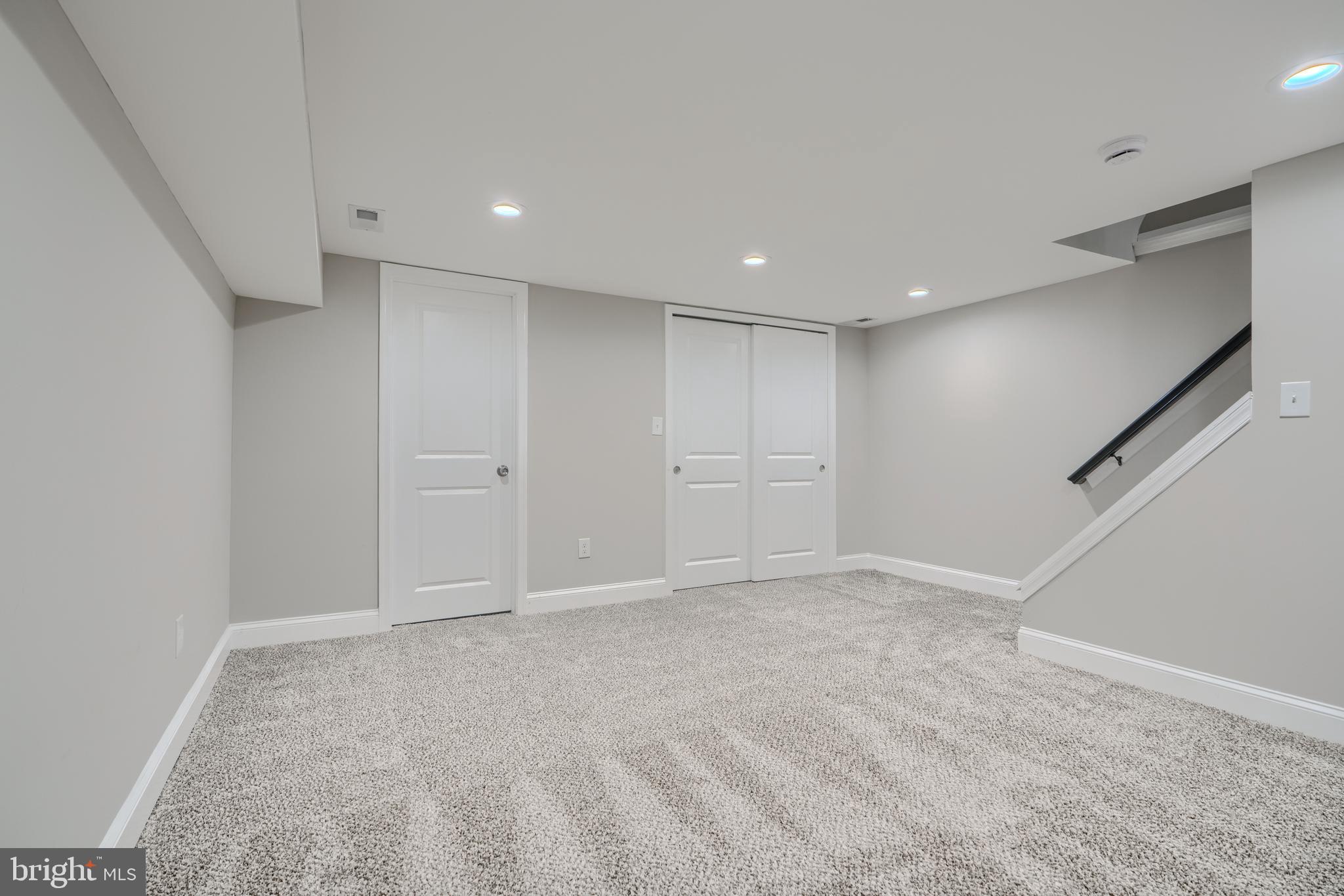 MIDDLESEX - Residential