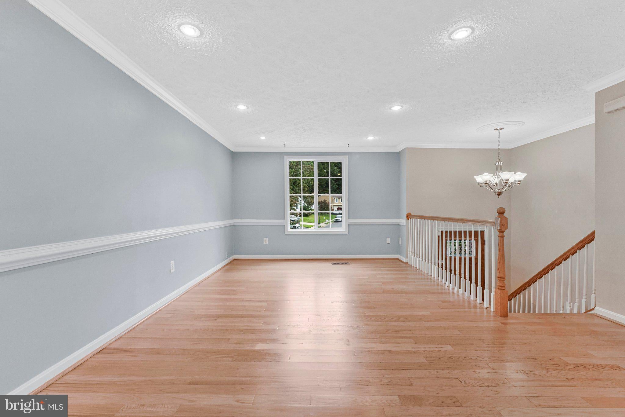 8471 GREAT LAKE LANE