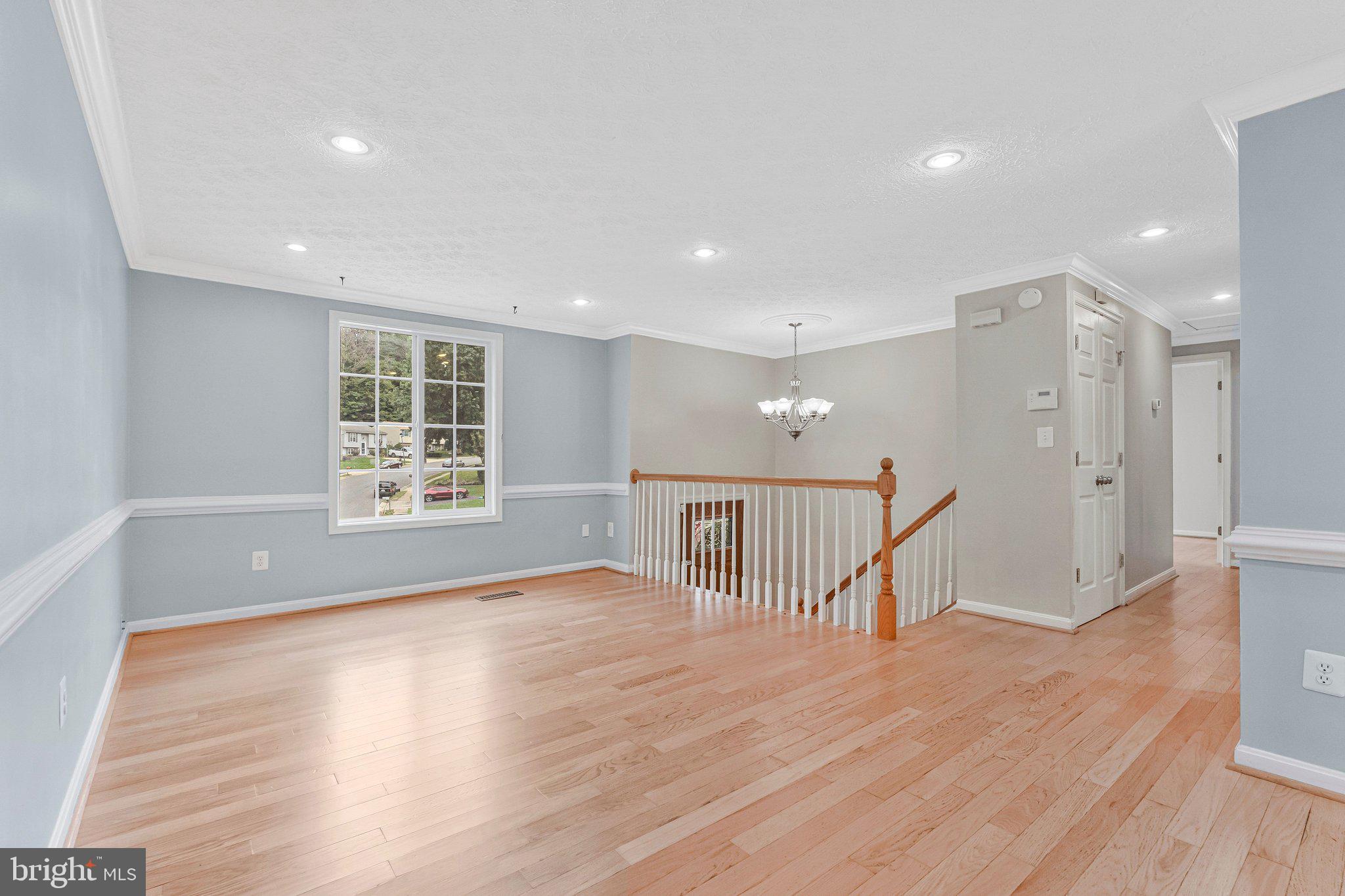 8471 GREAT LAKE LANE