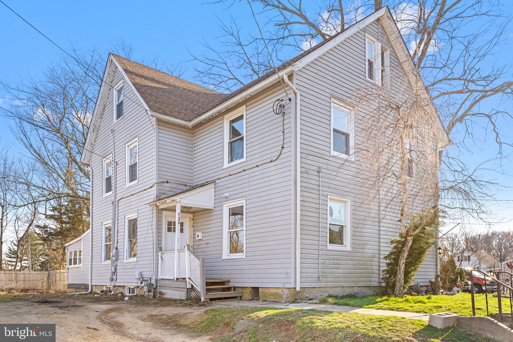 132 W CLINTON STREET