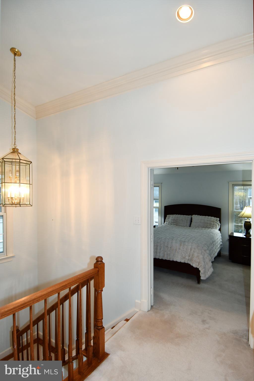 ROSE HILL FALLS - Residential