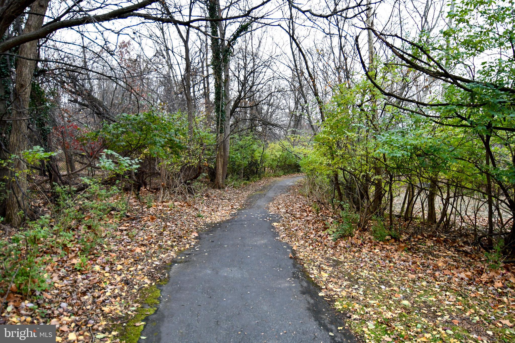 ROSE HILL FALLS - Residential