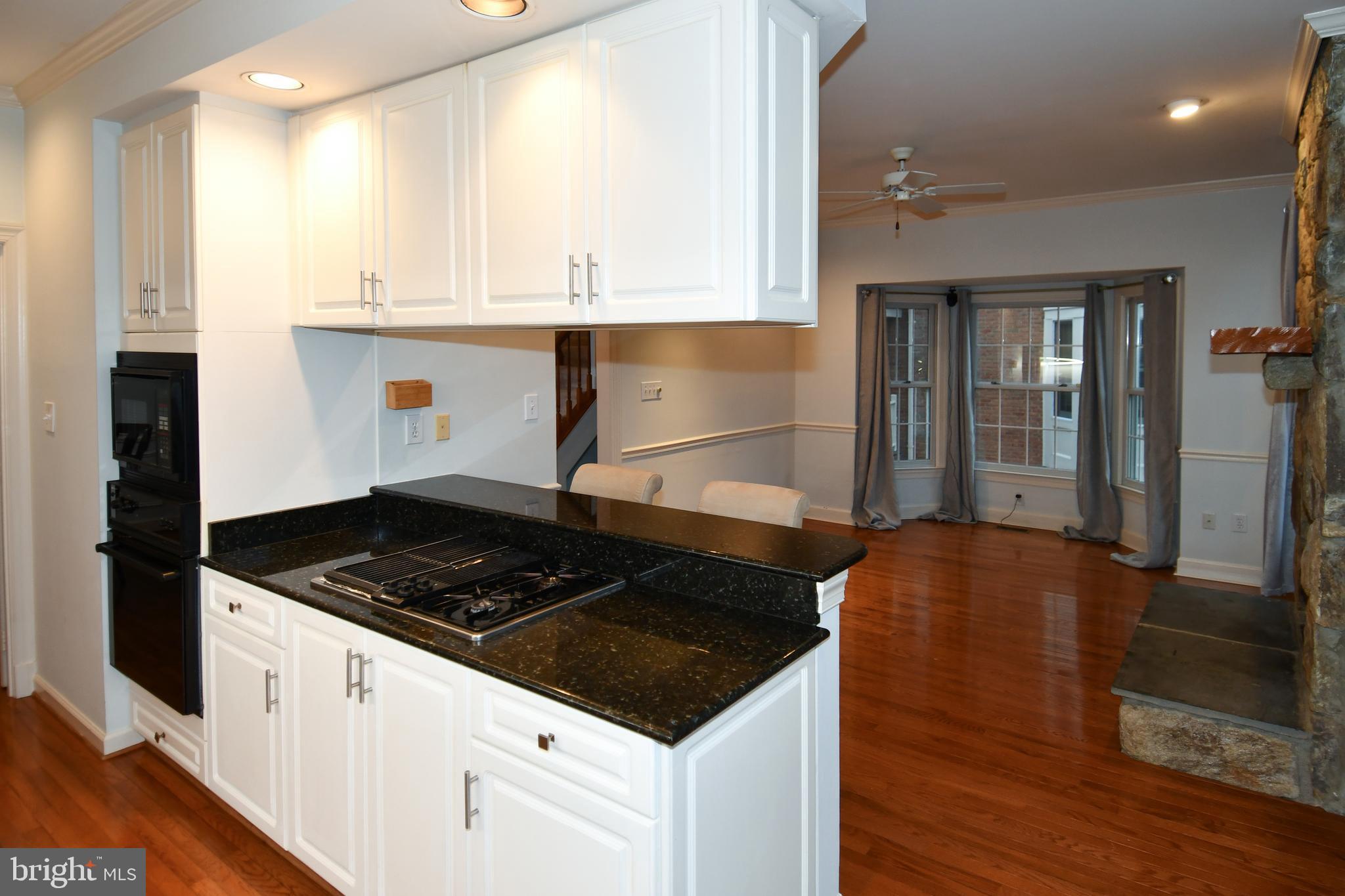 ROSE HILL FALLS - Residential