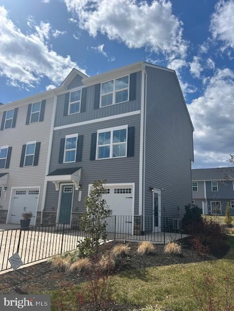 LAUREL PARK - Residential Lease