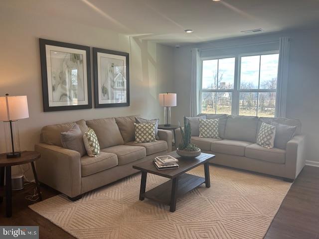 LAUREL PARK - Residential Lease