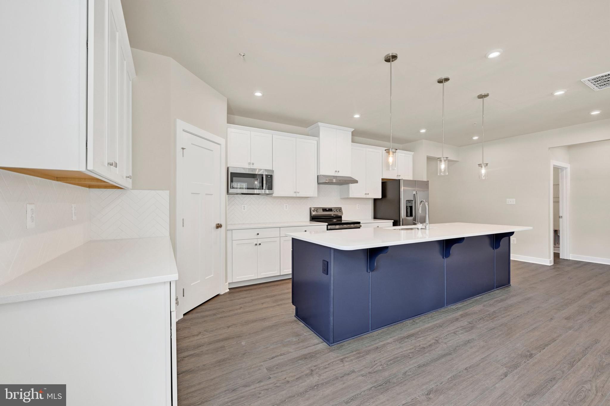 PERRY'S RETREAT - Residential