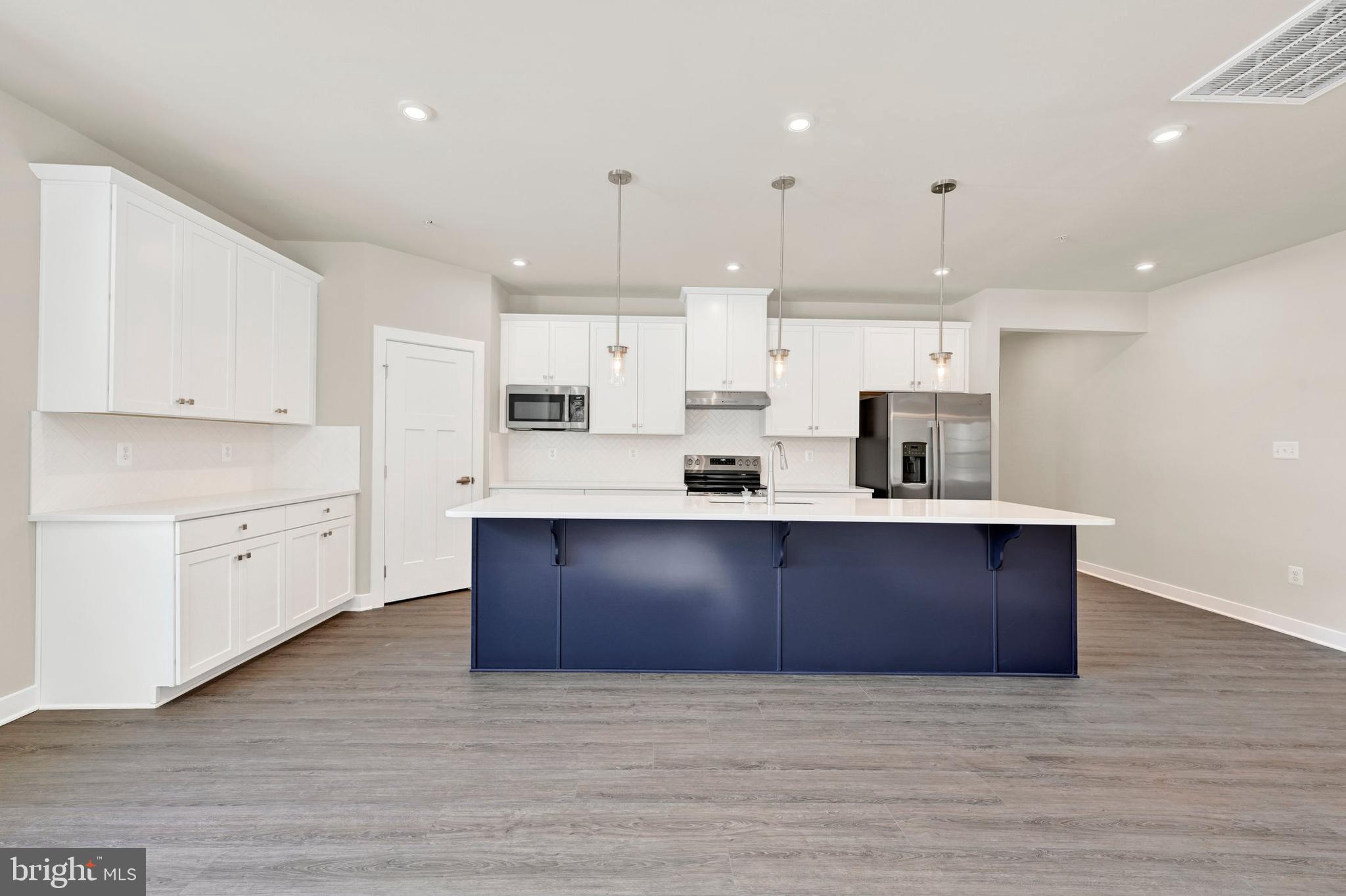 PERRY'S RETREAT - Residential