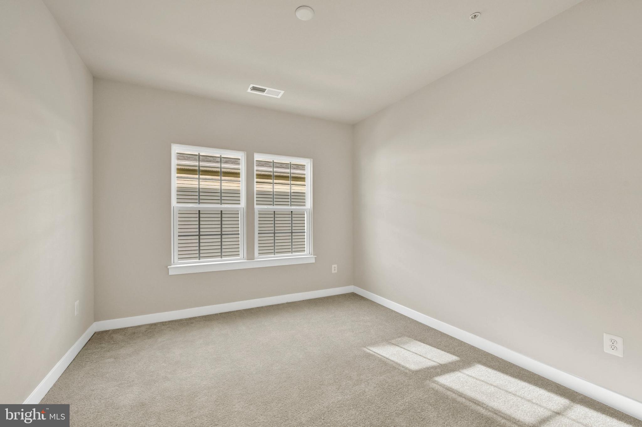 PERRY'S RETREAT - Residential