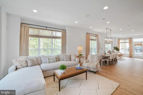 11400 Emerald Park Road, Potomac, MD 20854 - MLS#: MDMC2176258