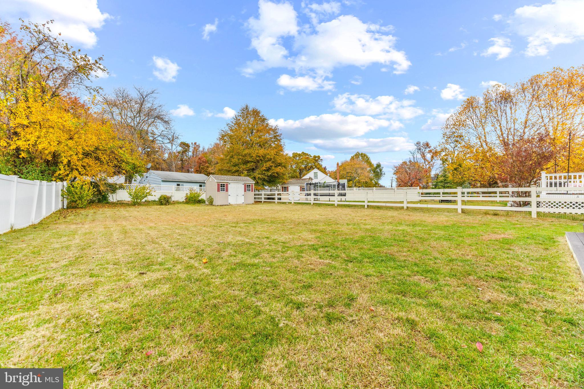 CARVEL BEACH - Residential