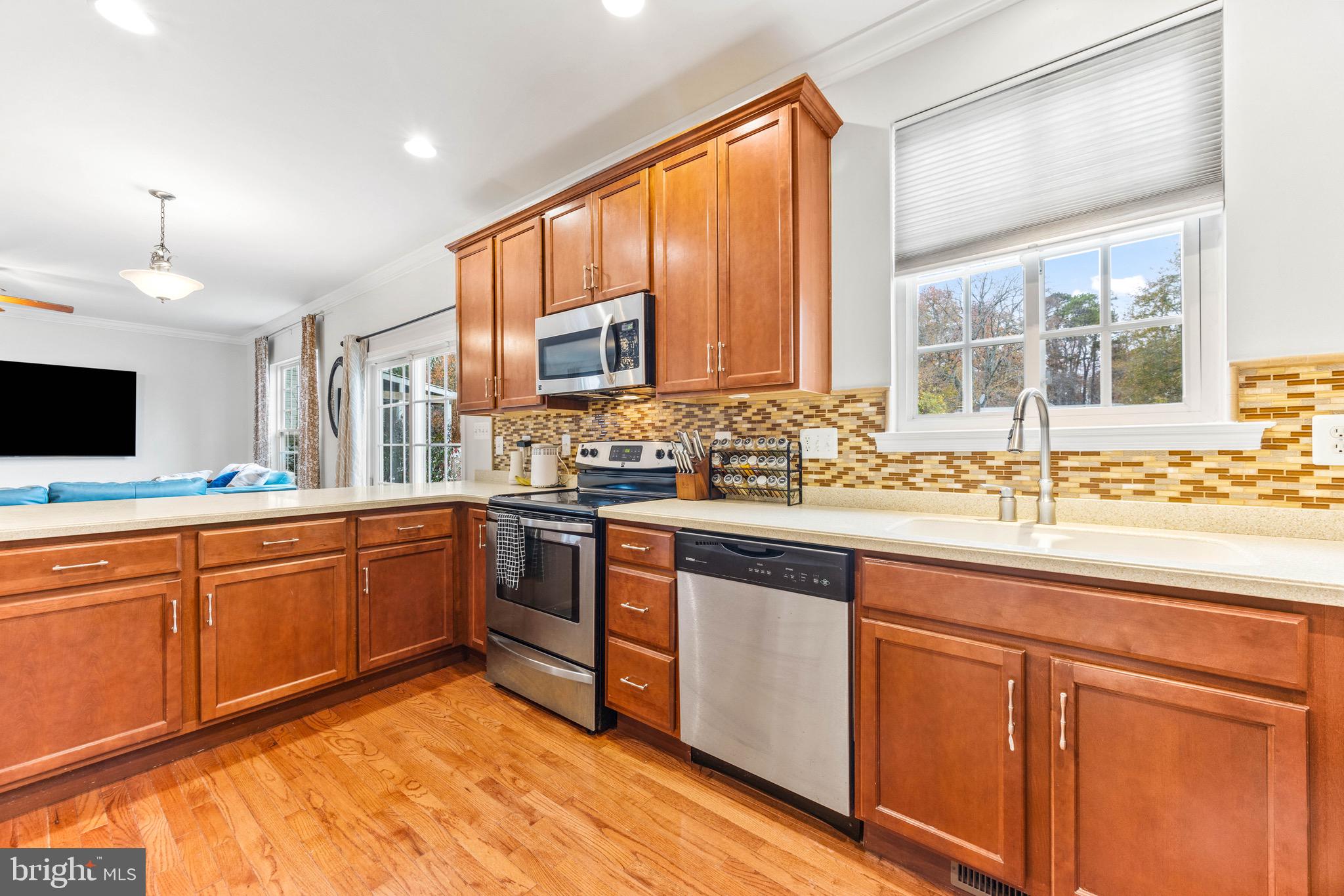 CARVEL BEACH - Residential