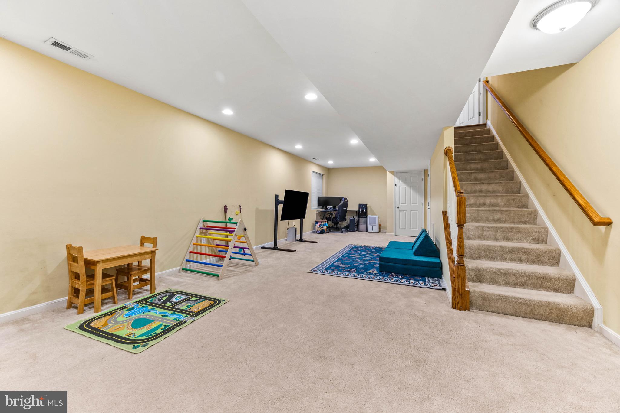 CARVEL BEACH - Residential