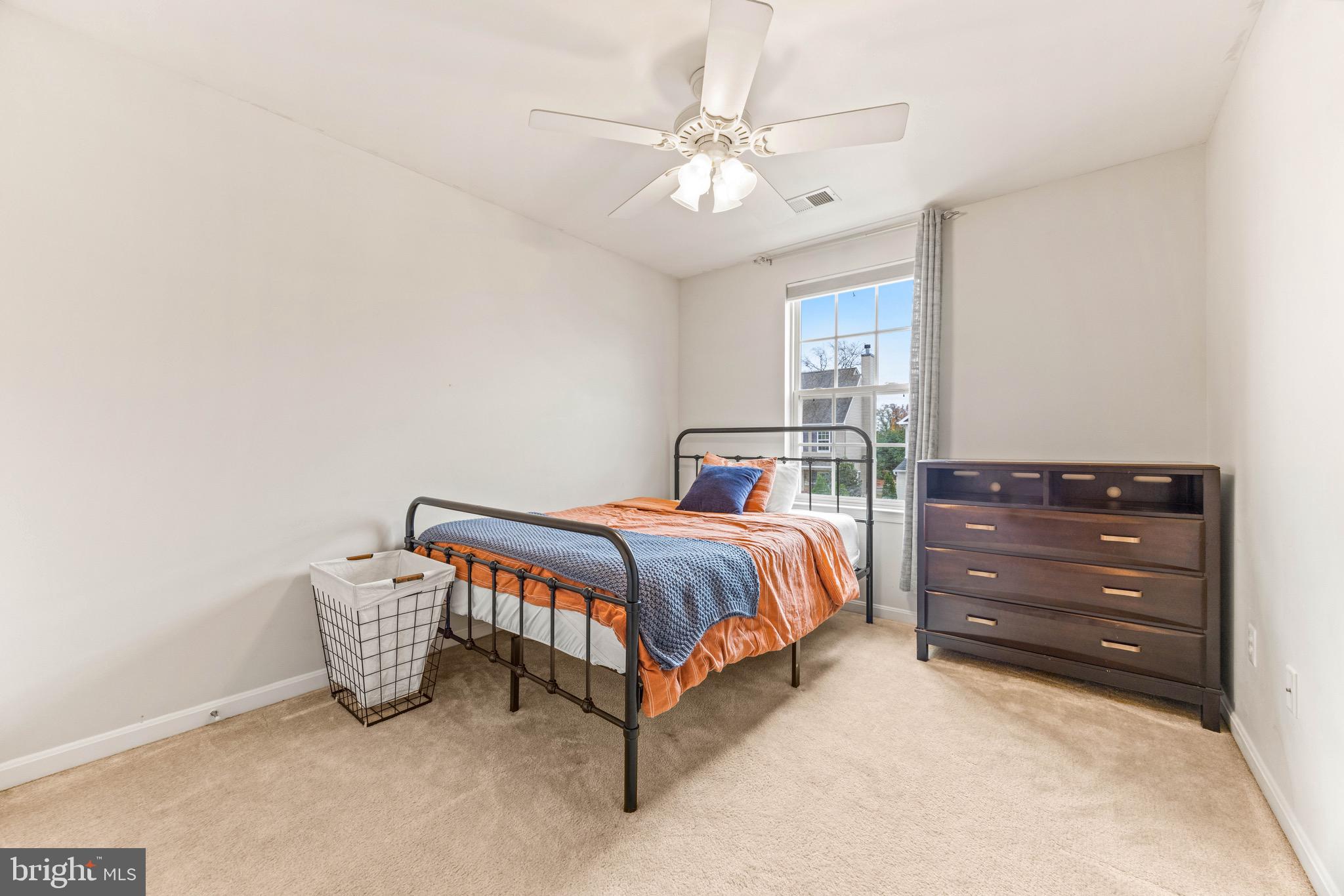 CARVEL BEACH - Residential