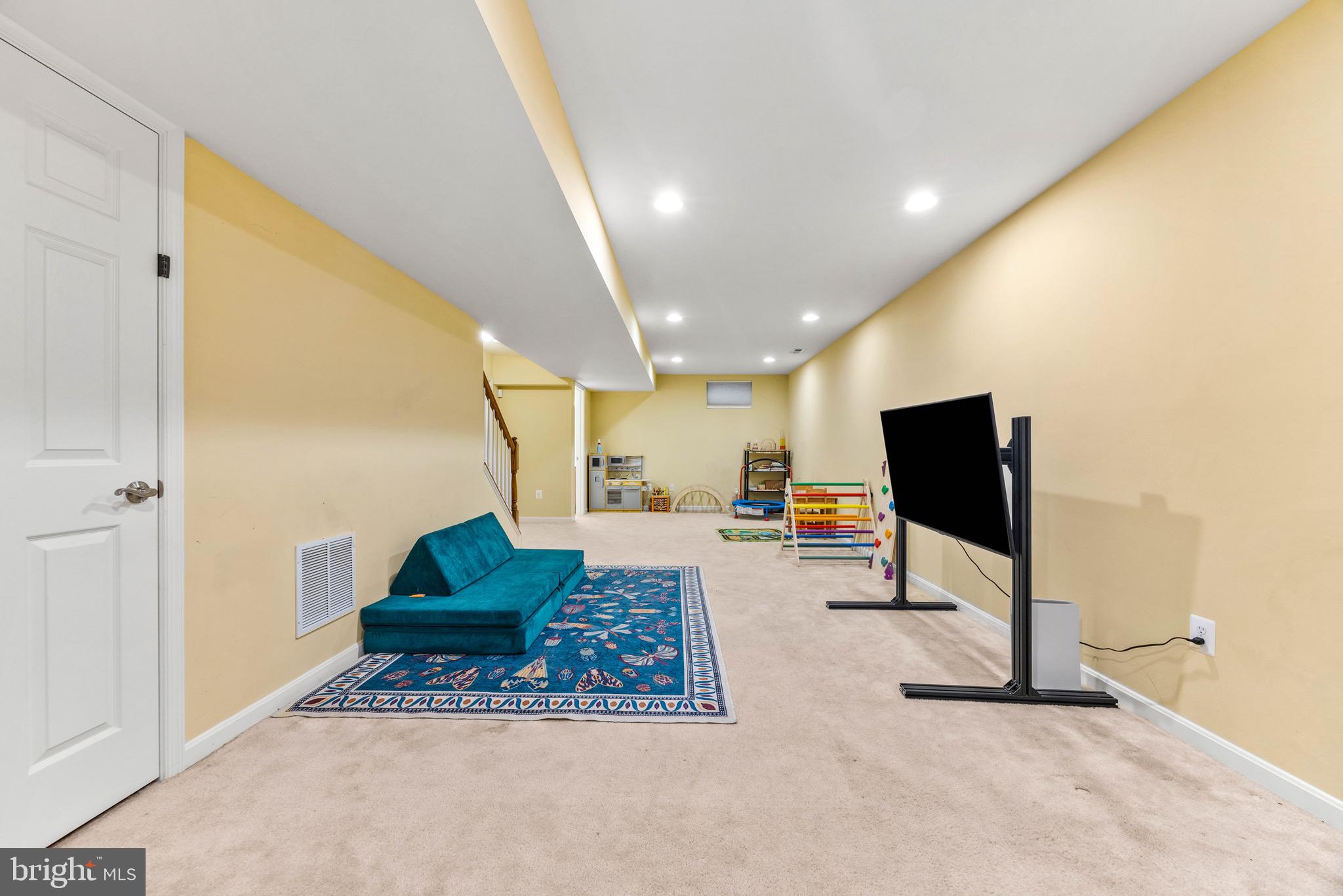 CARVEL BEACH - Residential