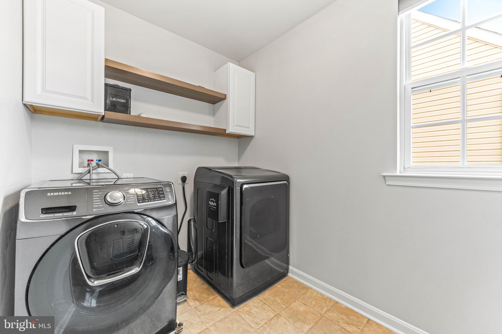 CARVEL BEACH - Residential