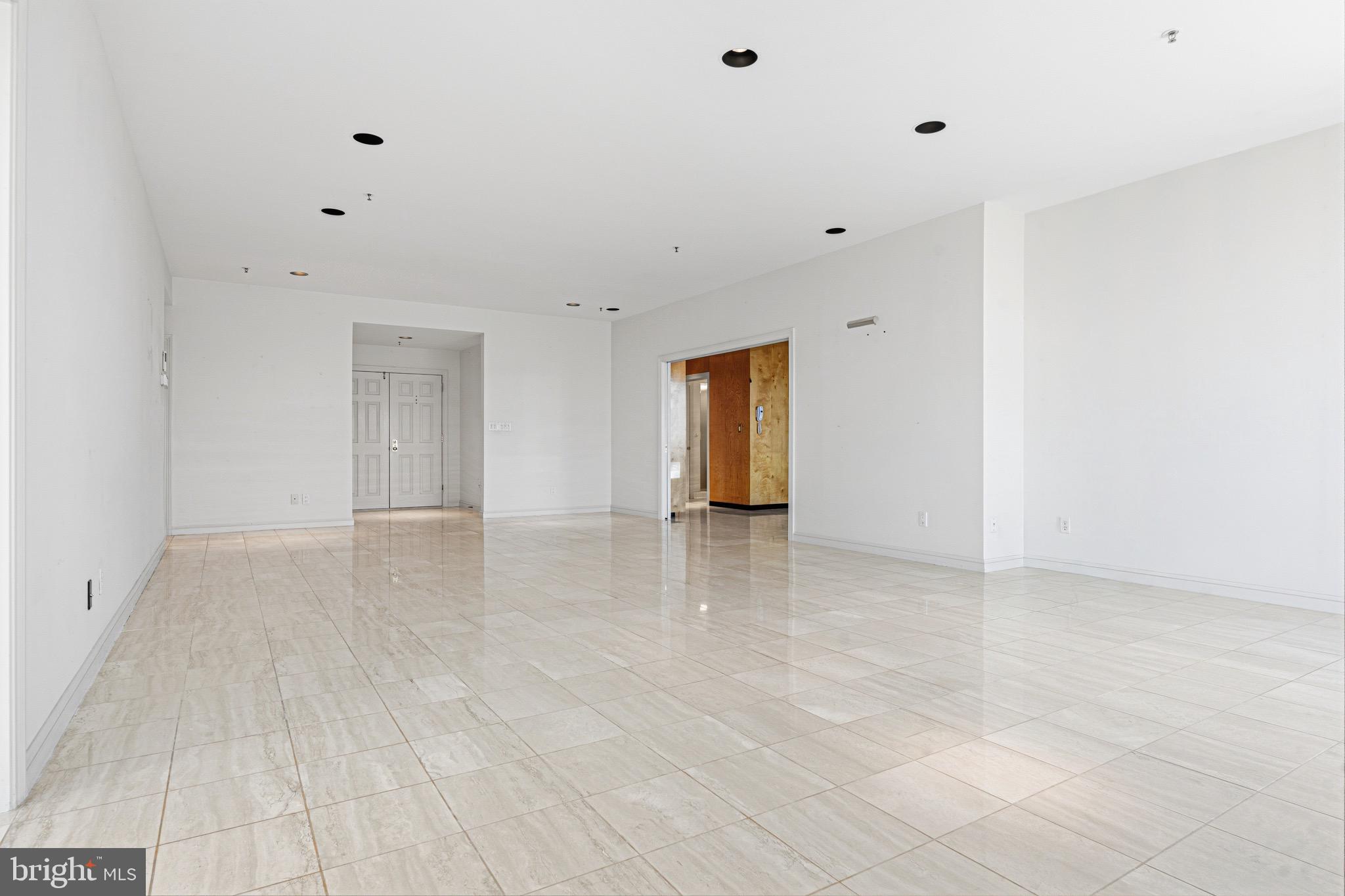 INNER HARBOR - Residential