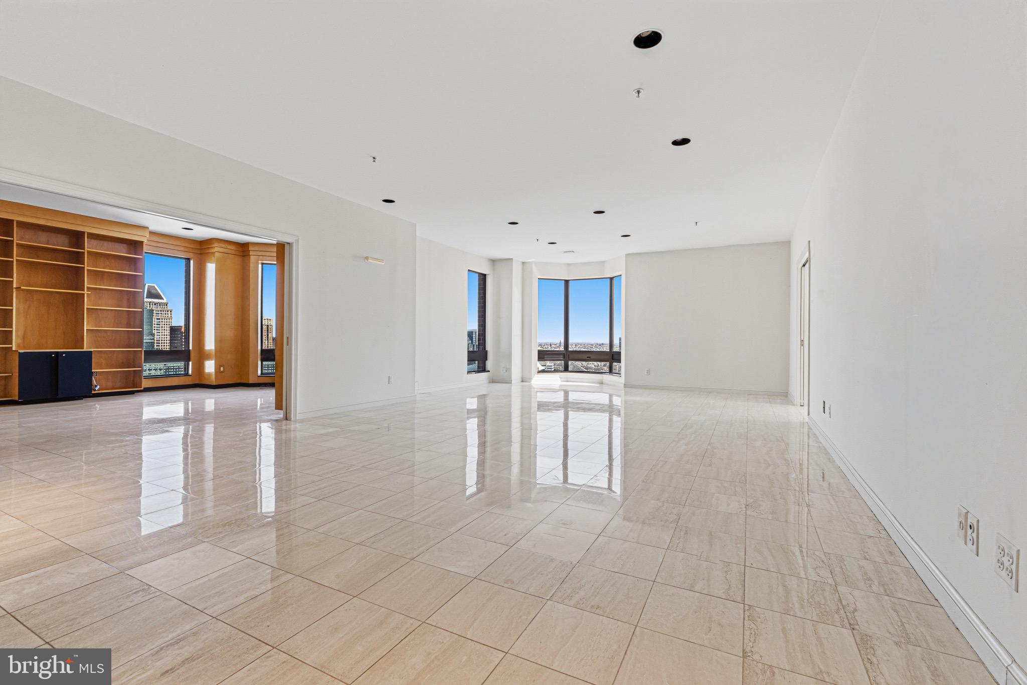 INNER HARBOR - Residential
