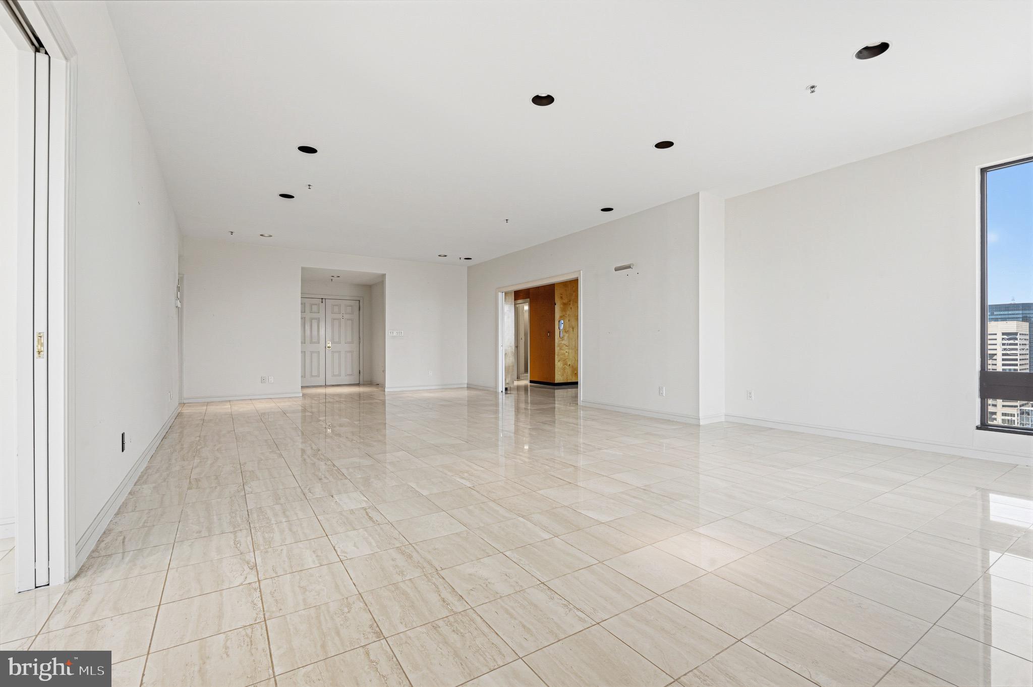 INNER HARBOR - Residential