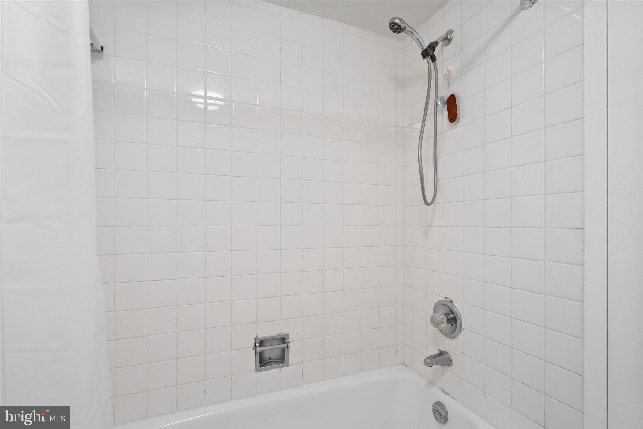 FRIENDSHIP HEIGHTS - Residential