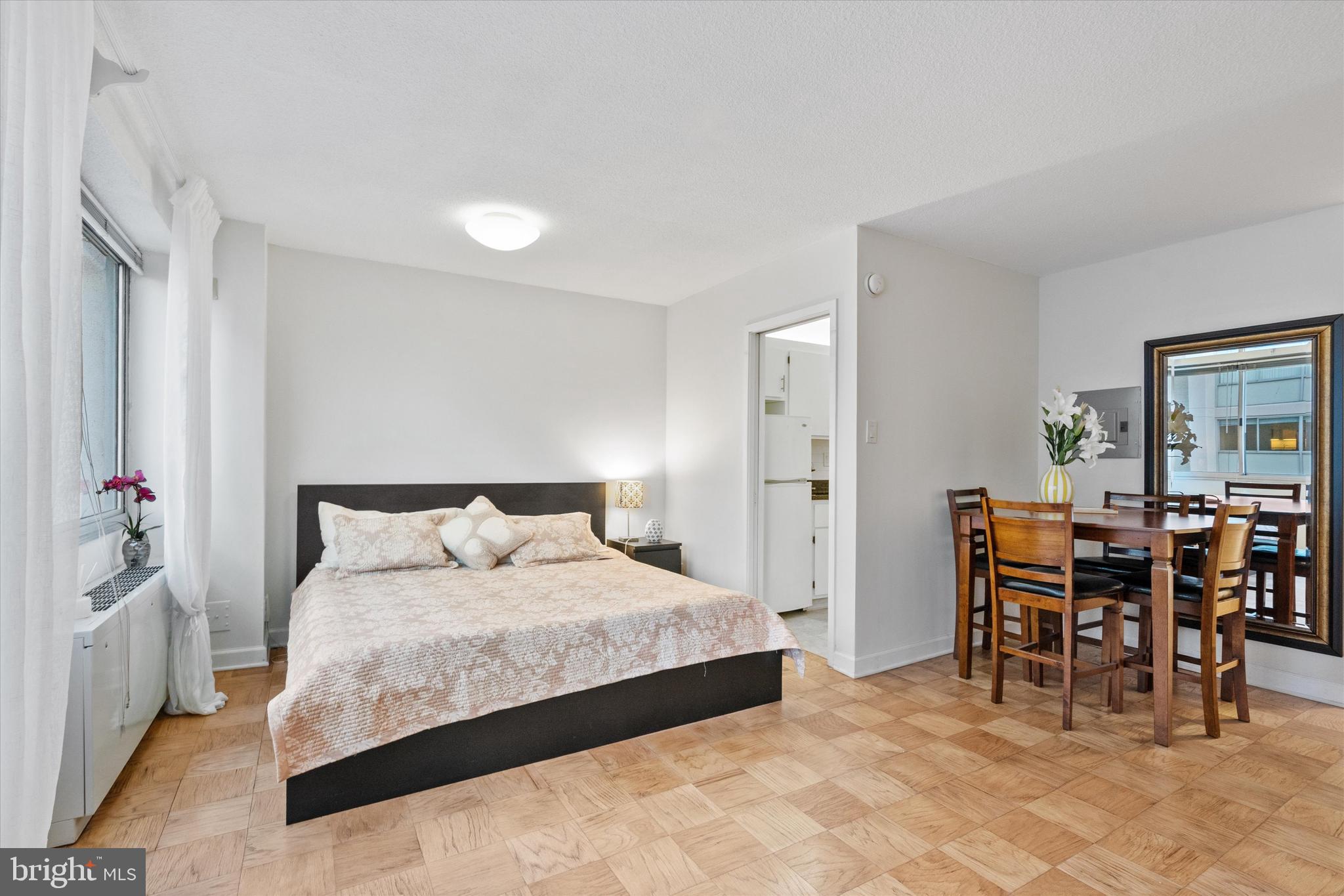 FRIENDSHIP HEIGHTS - Residential