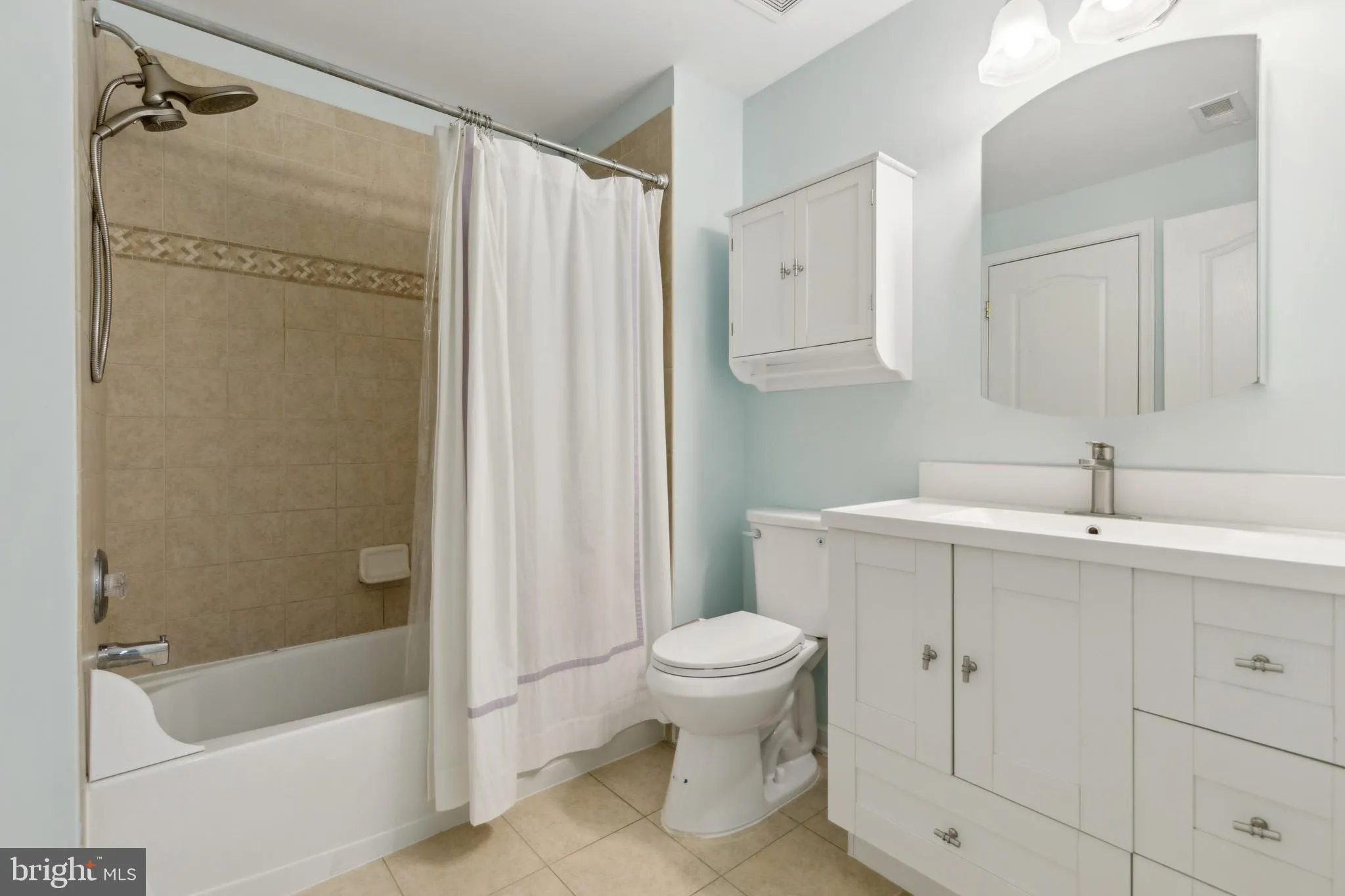 Bristow, Virginia 20136, United States, 4 Bedrooms Bedrooms, ,4 BathroomsBathrooms,Residential,Pending,79772