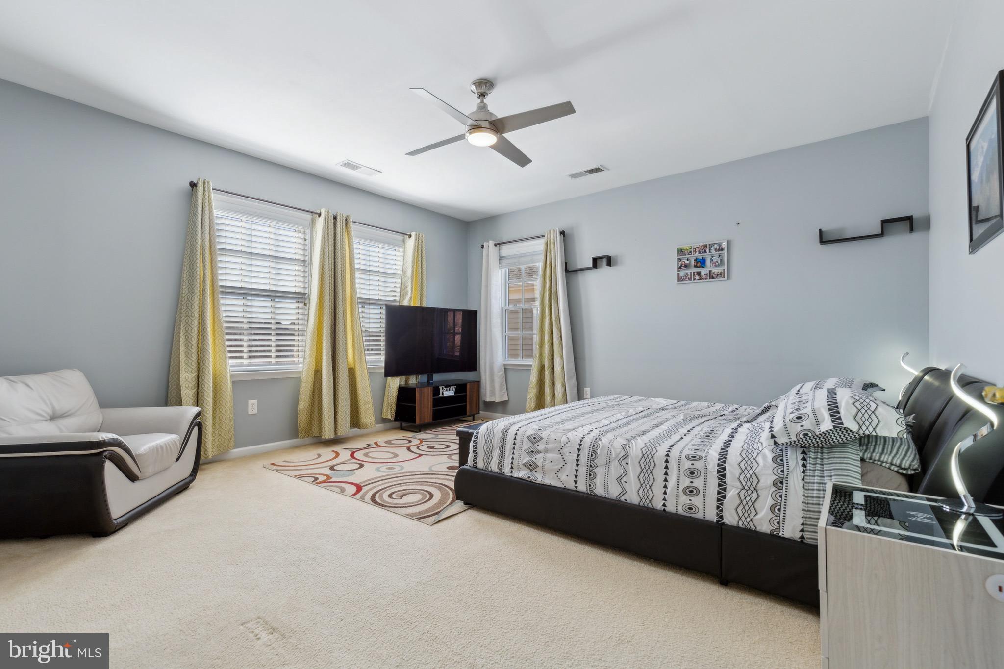 NEW BRISTOW VILLAGE - Residential