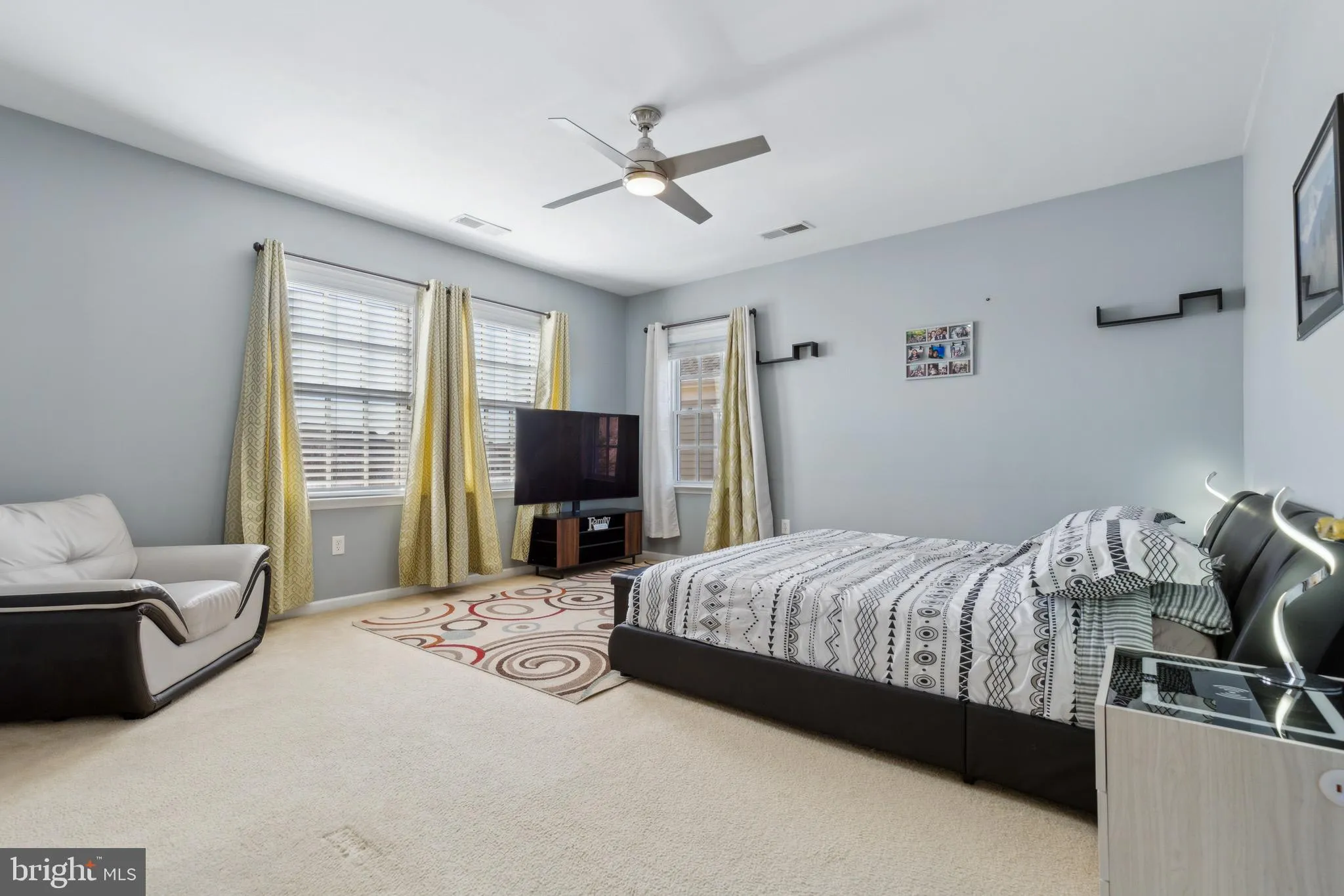 Bristow, Virginia 20136, United States, 4 Bedrooms Bedrooms, ,4 BathroomsBathrooms,Residential,Pending,79772