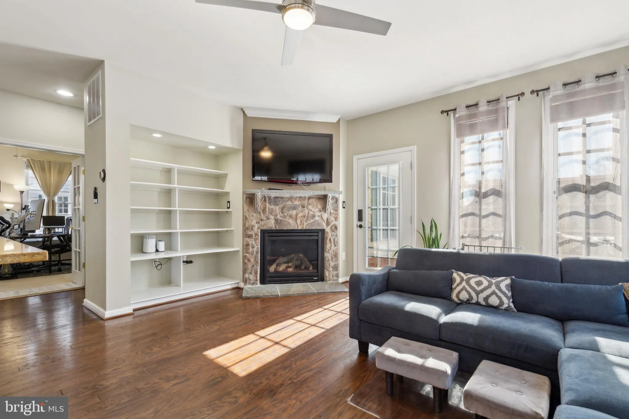 Bristow, Virginia 20136, United States, 4 Bedrooms Bedrooms, ,4 BathroomsBathrooms,Residential,Pending,79772