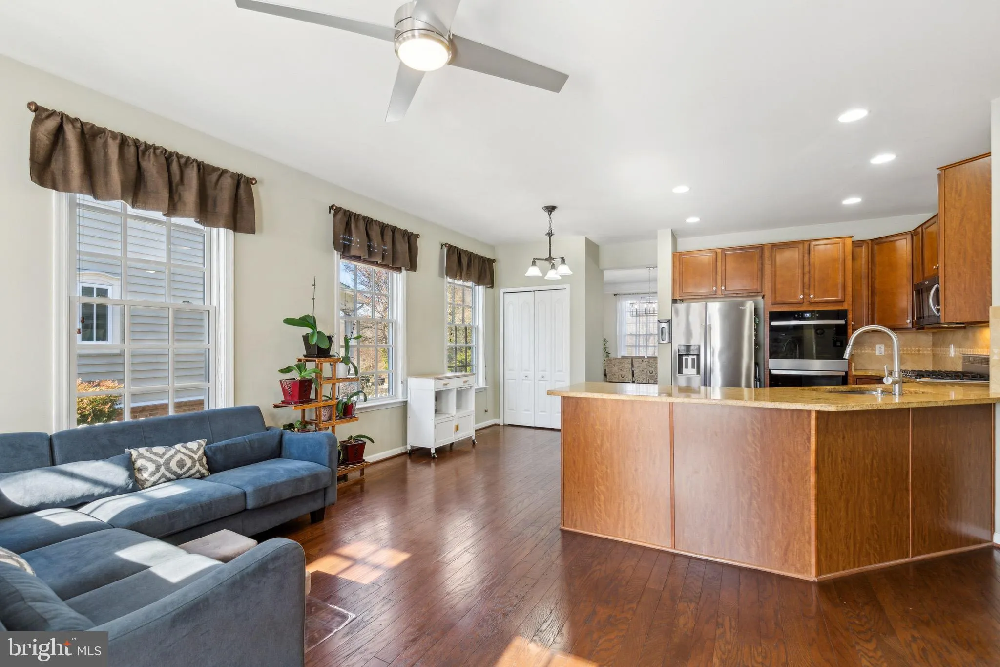 Bristow, Virginia 20136, United States, 4 Bedrooms Bedrooms, ,4 BathroomsBathrooms,Residential,Pending,79772