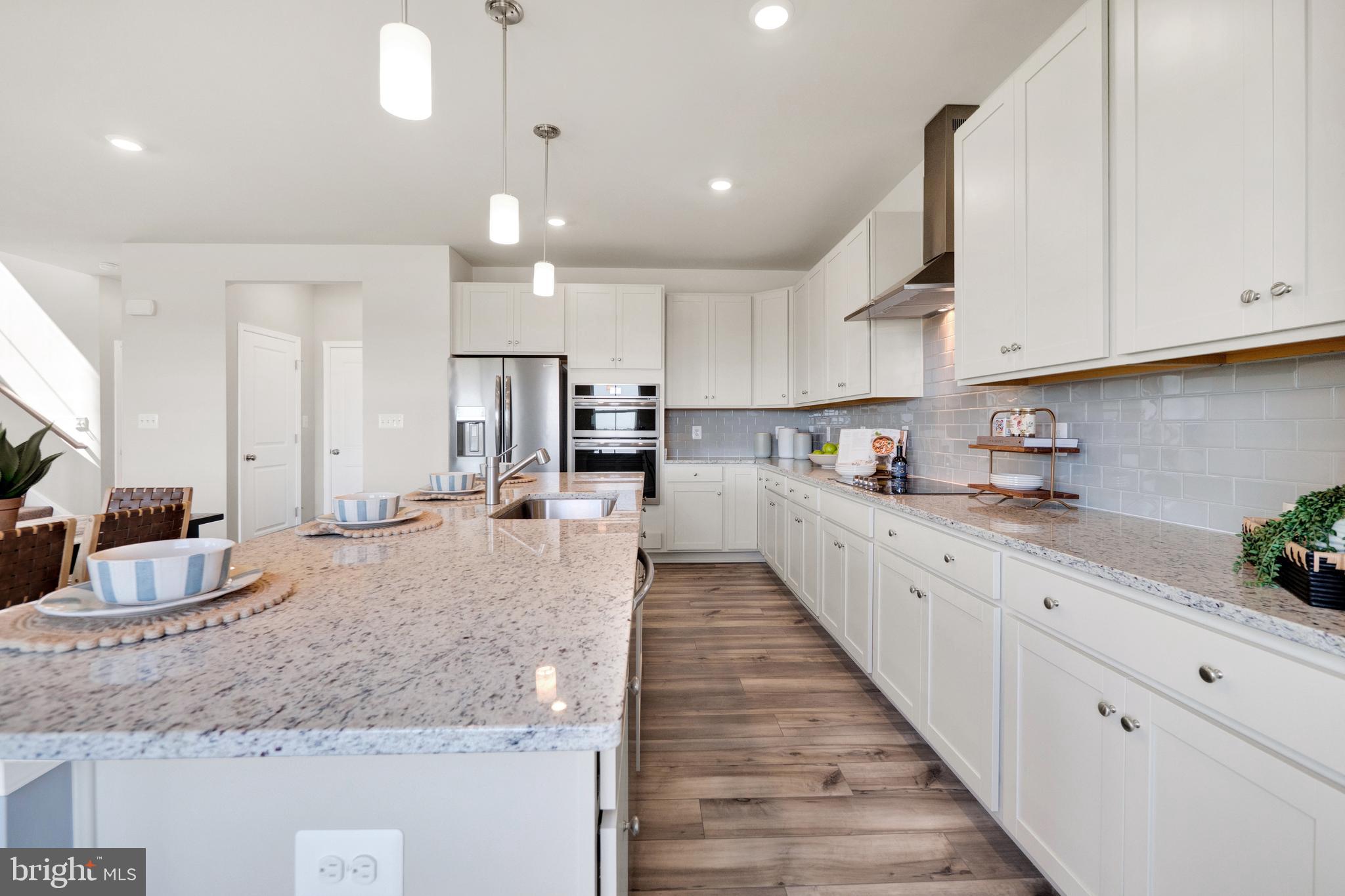 RED CLOVER MEADOWS - Residential