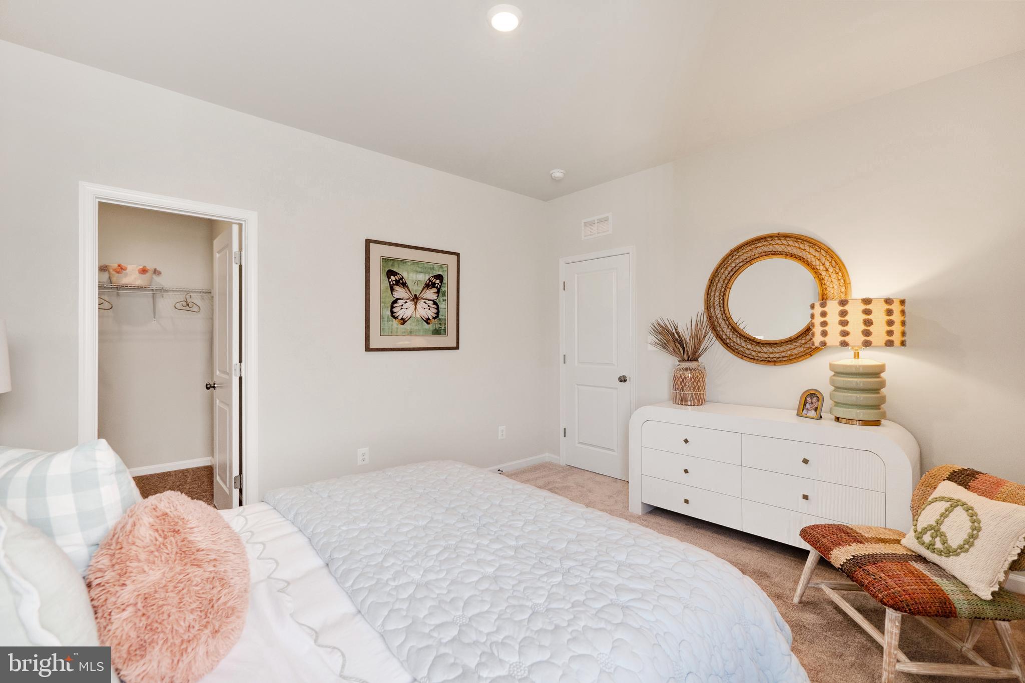 RED CLOVER MEADOWS - Residential