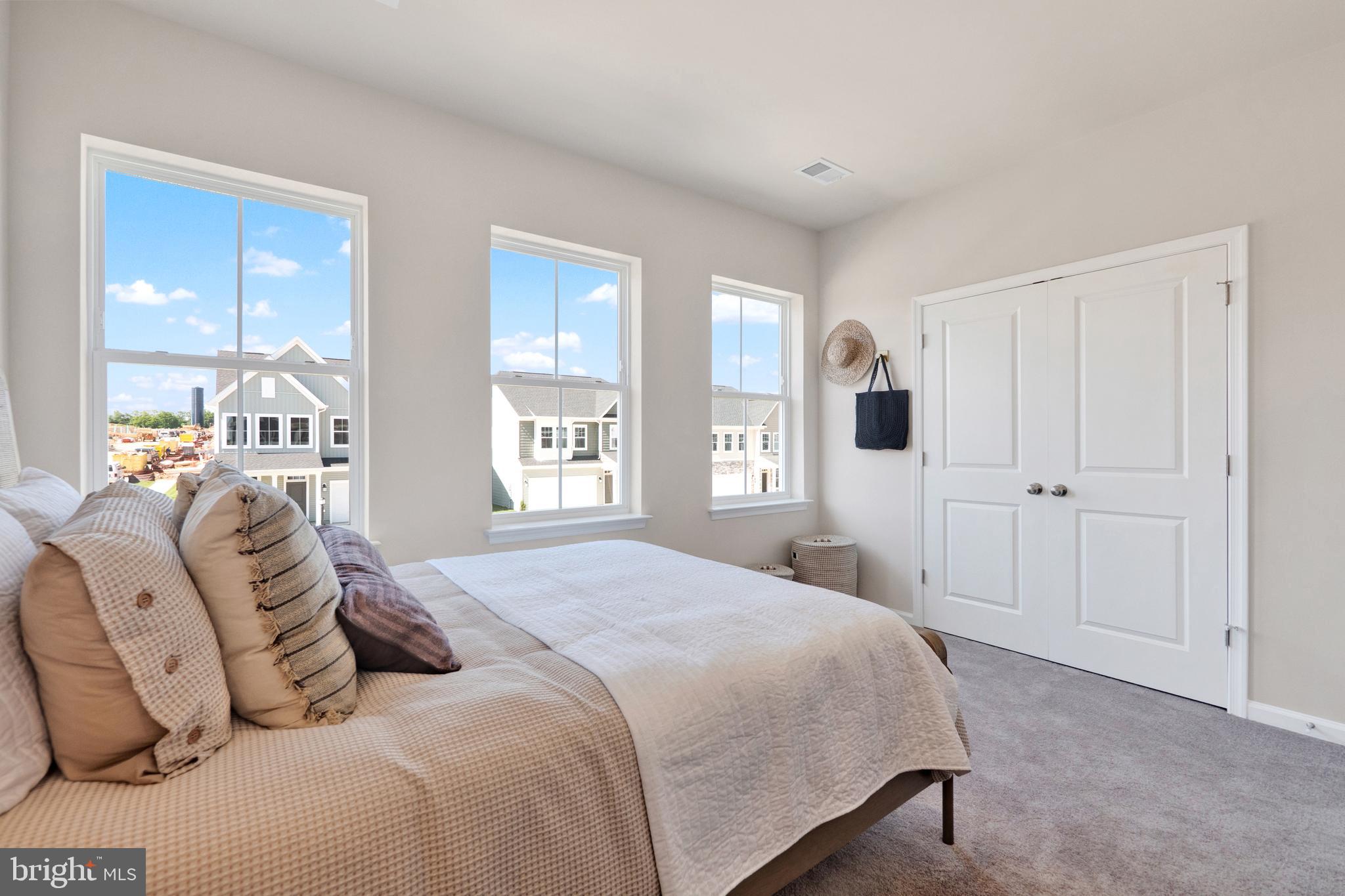 RED CLOVER MEADOWS - Residential