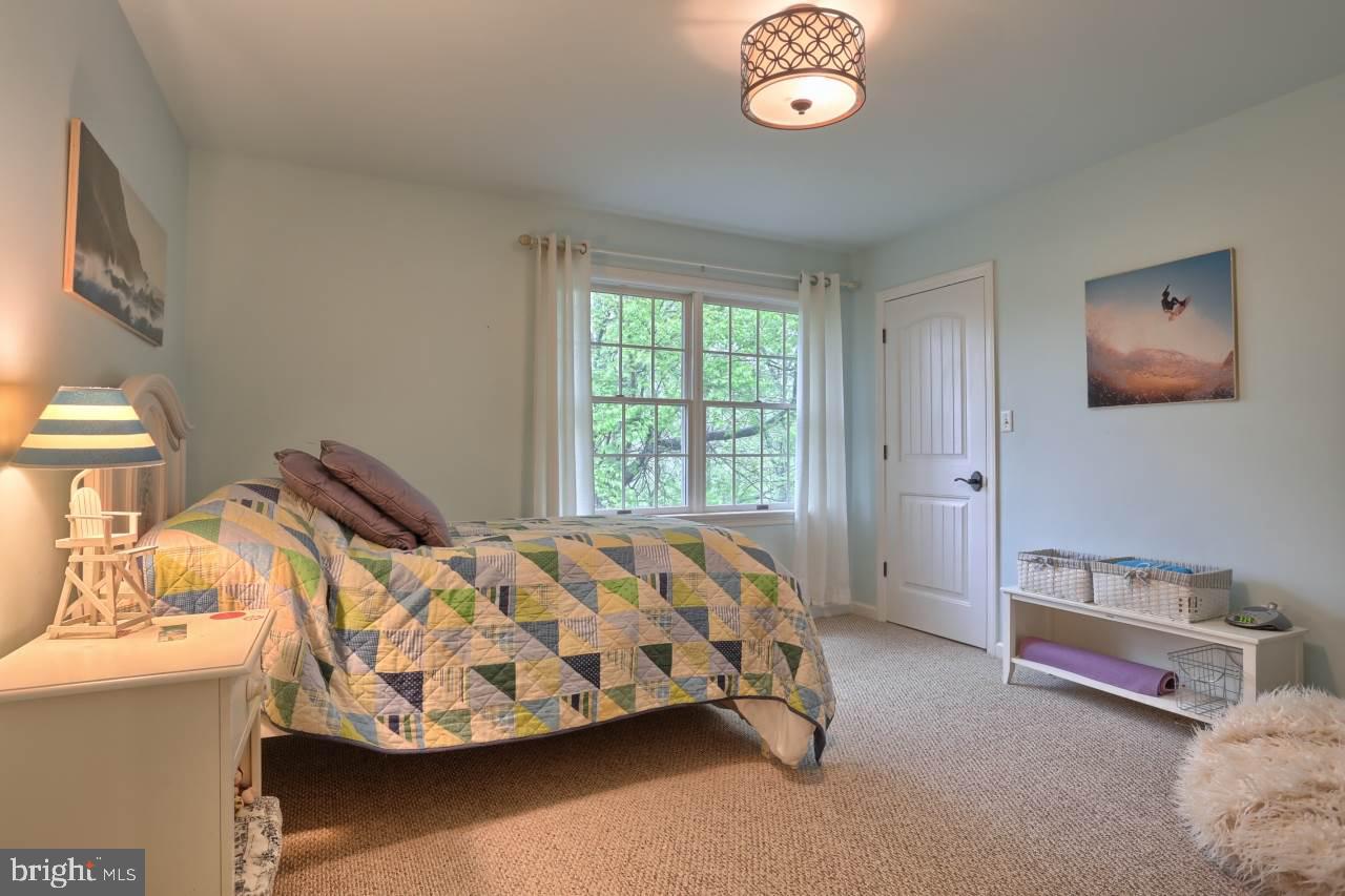 THE MEADOWS - Residential