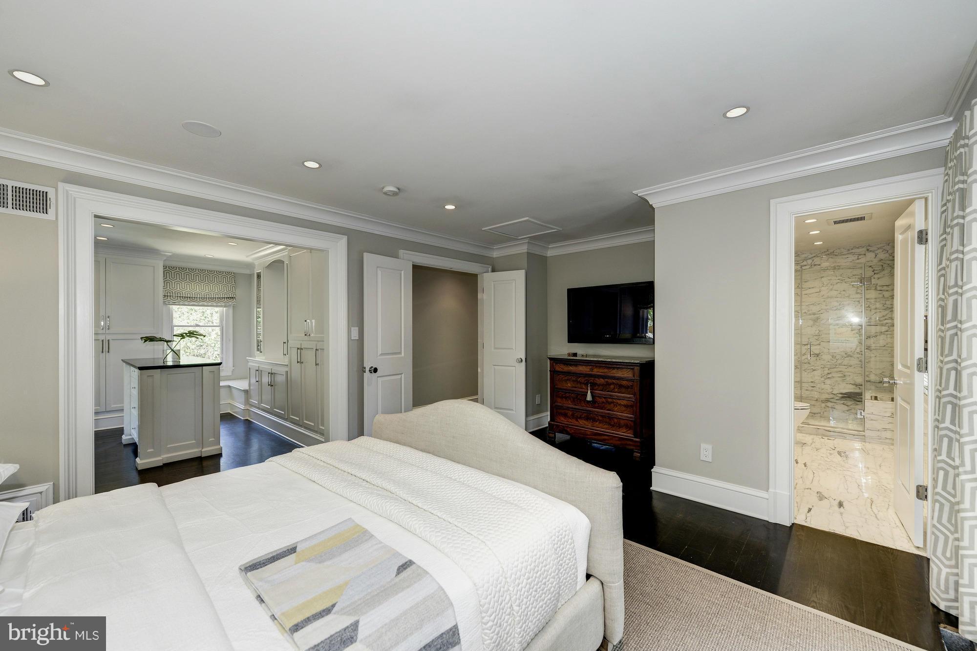 THE GLEBE - Residential