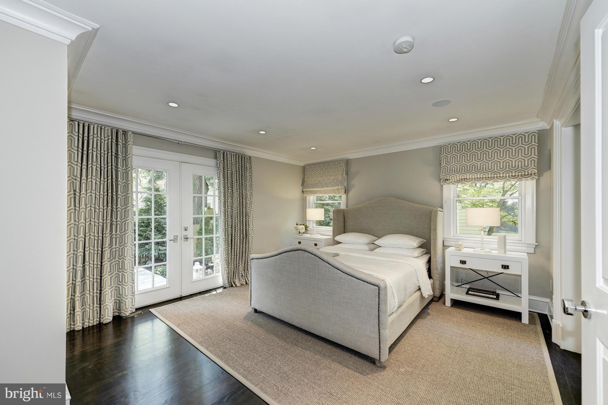 THE GLEBE - Residential