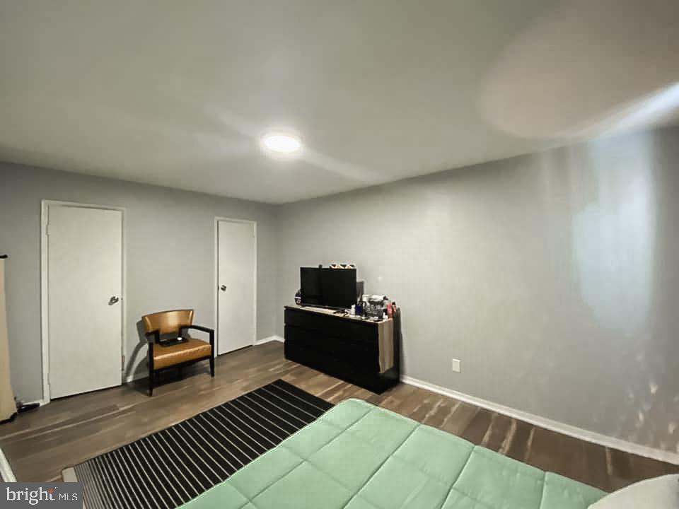 SAXONY SQUARE - Residential Lease