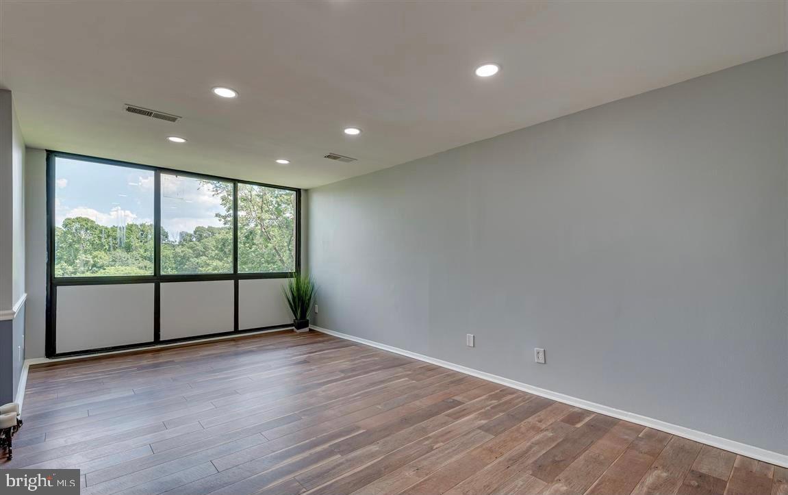 SAXONY SQUARE - Residential Lease