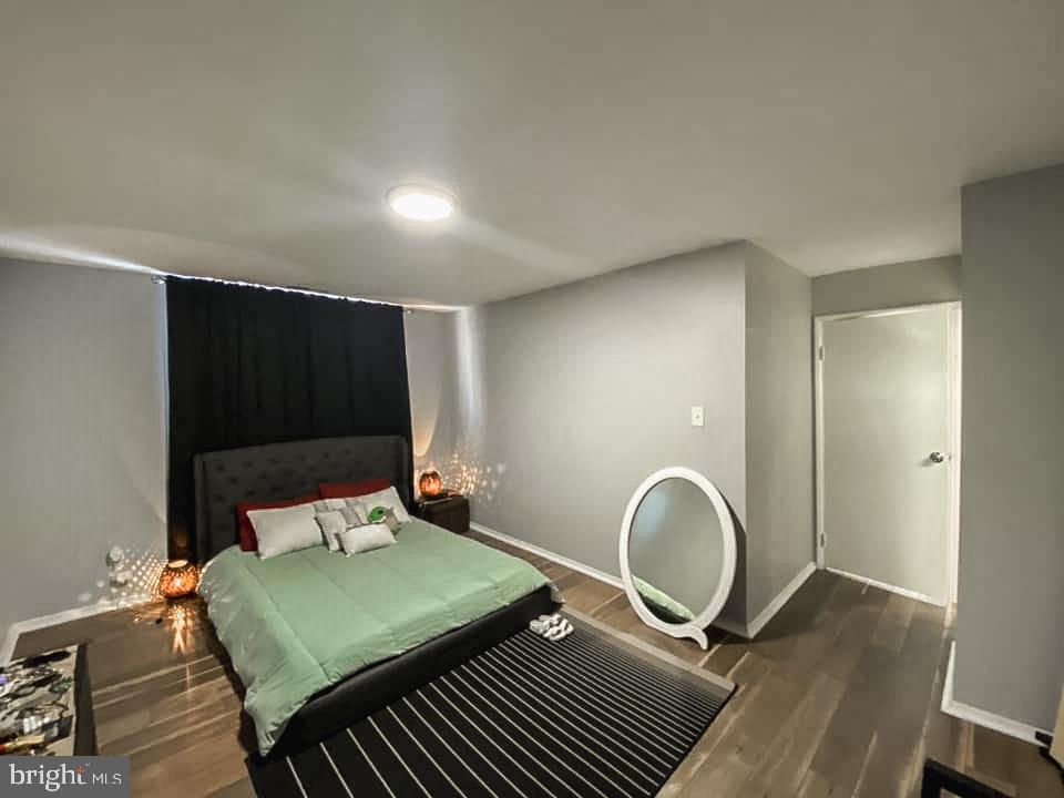 SAXONY SQUARE - Residential Lease