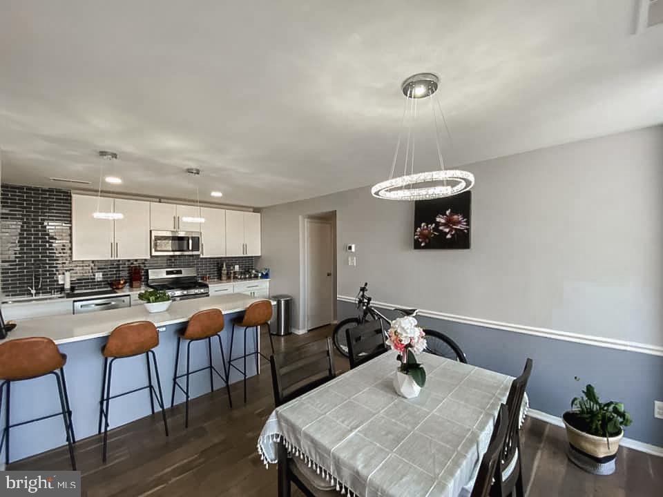 SAXONY SQUARE - Residential Lease