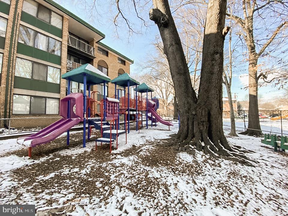 SAXONY SQUARE - Residential Lease