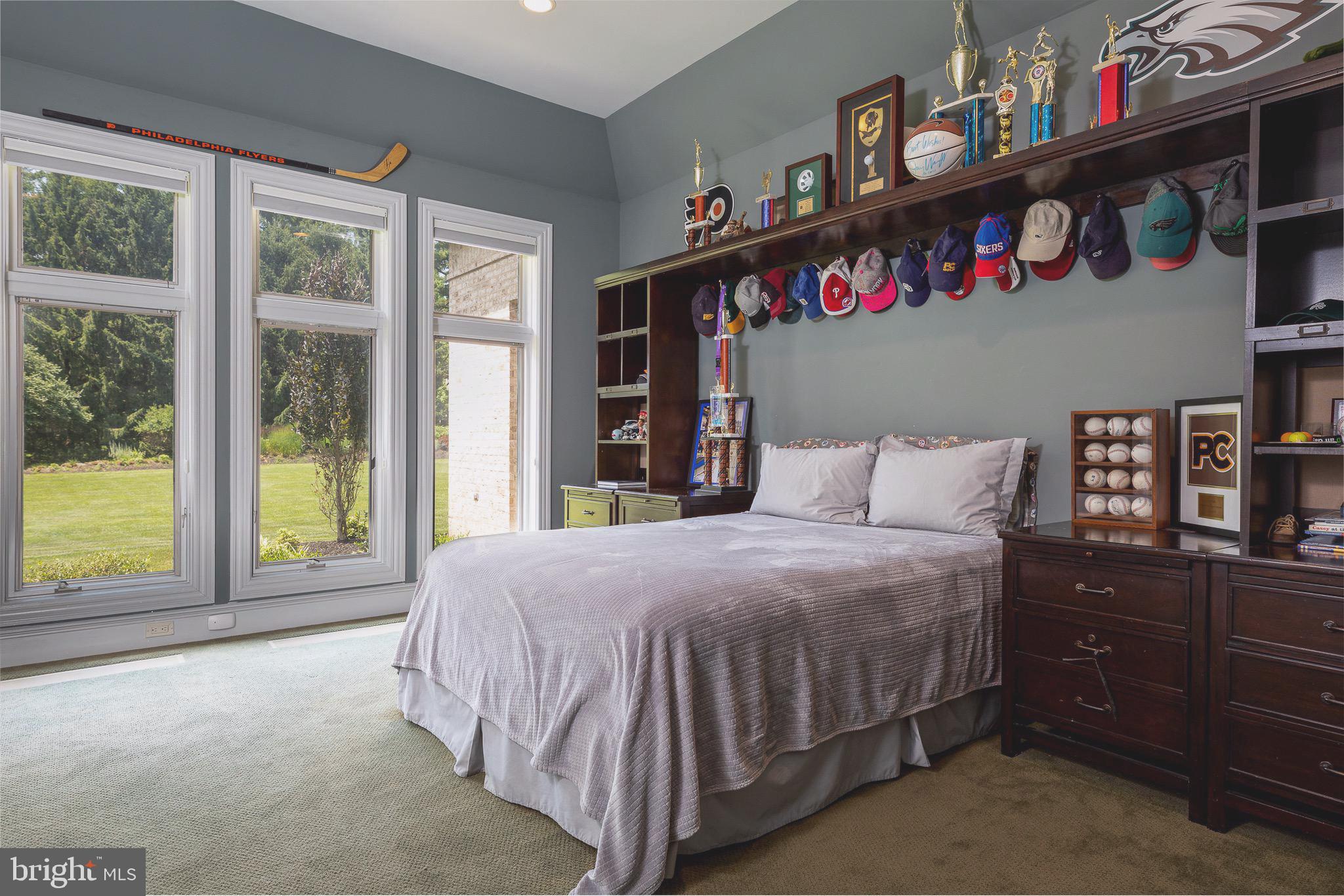 FORT WASHINGTON - Residential