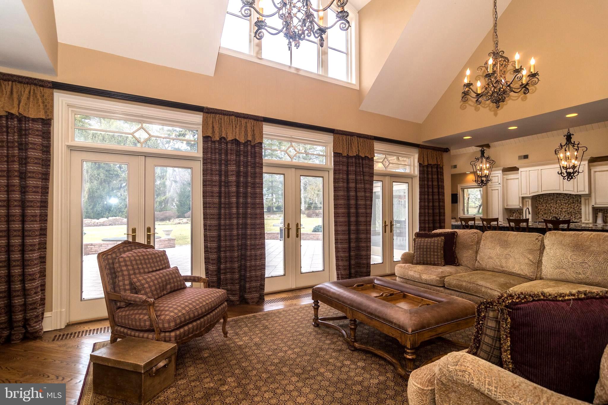 FORT WASHINGTON - Residential