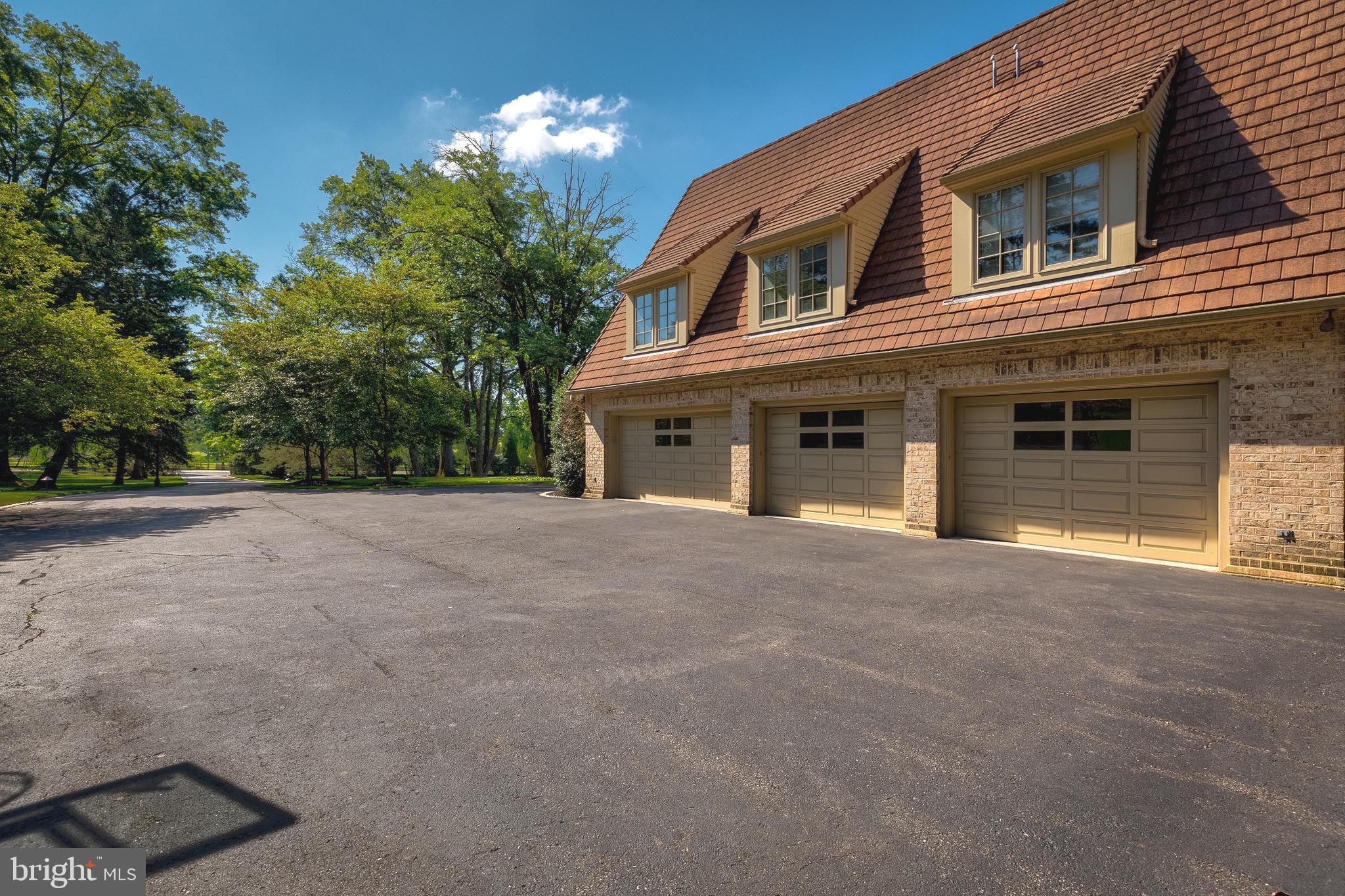 FORT WASHINGTON - Residential