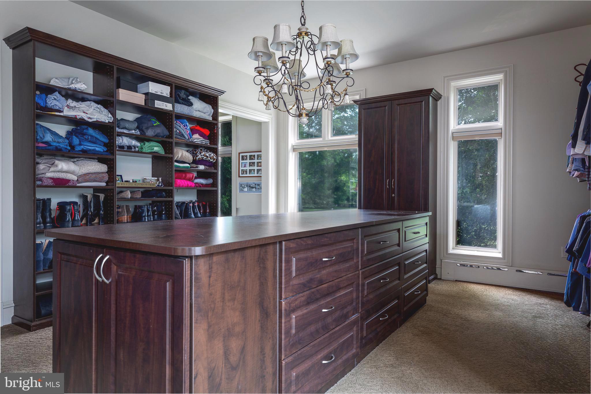 FORT WASHINGTON - Residential