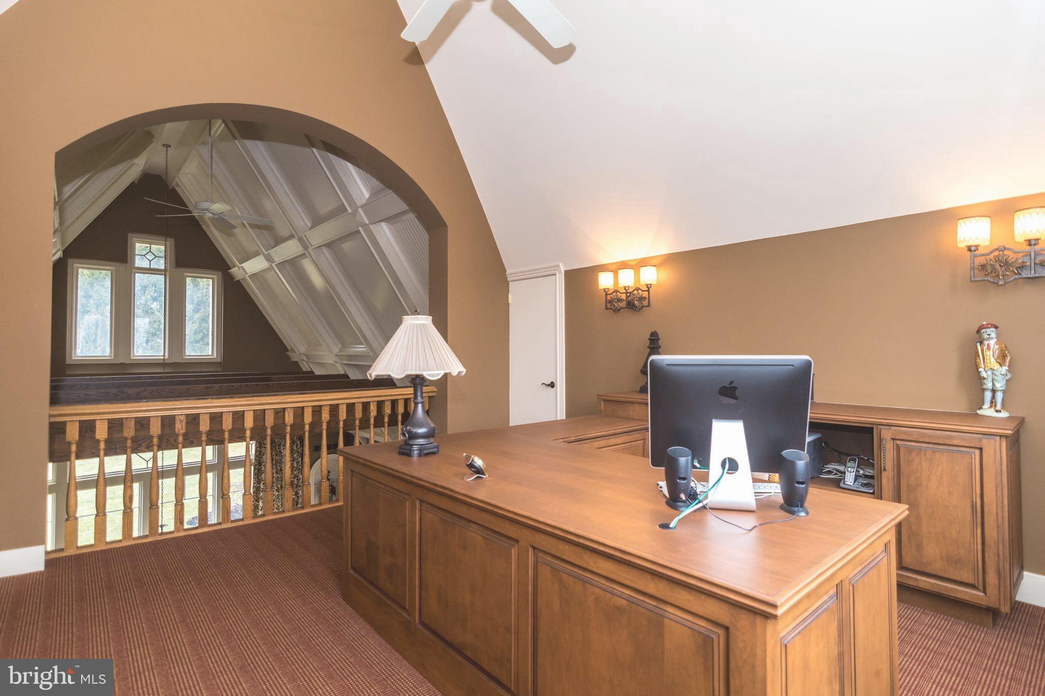 FORT WASHINGTON - Residential